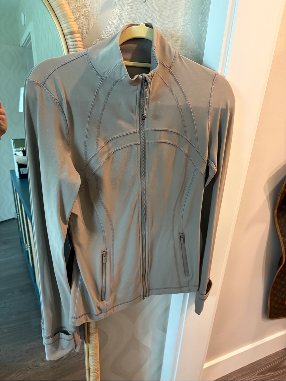 LULULEMON DEFINE JACKET NULU SZ 8
